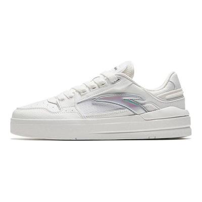 Încălțăminte pentru femei – Adidaşi