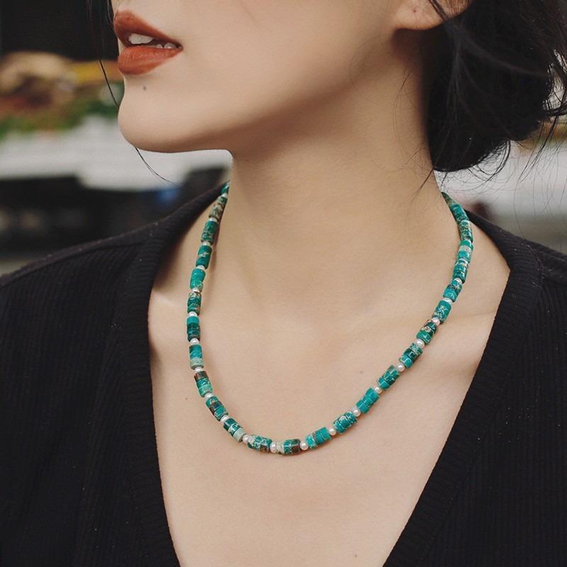 Fresh women's necklace, pearl texture, retro style jade pattern agate necklace, geometric pendant, light luxury