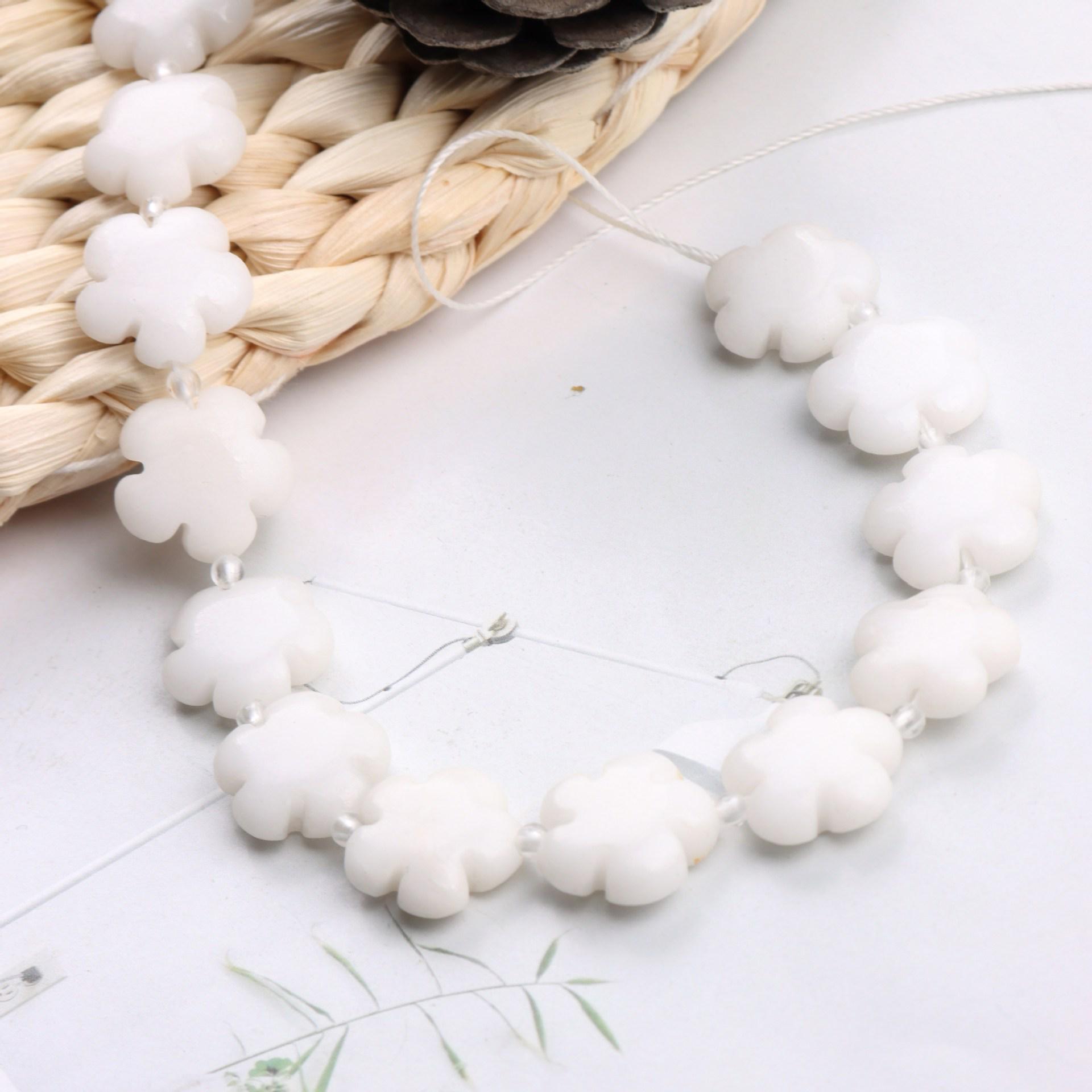 

15mm Natural Stone Plum Blossom Beads for DIY Fashion Jewelry 15mm, approx. 25 beads/string