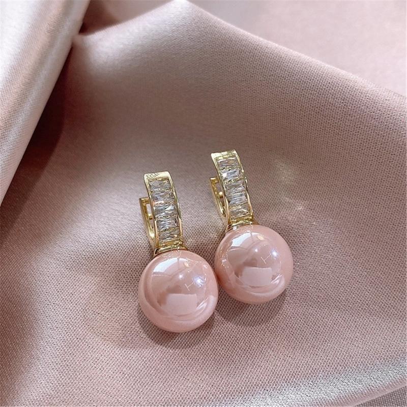 Elegant Freshwater Pearls Earrings for Women Craft In Sturdy Copper Materials Comfortable Designs for Any Occasion