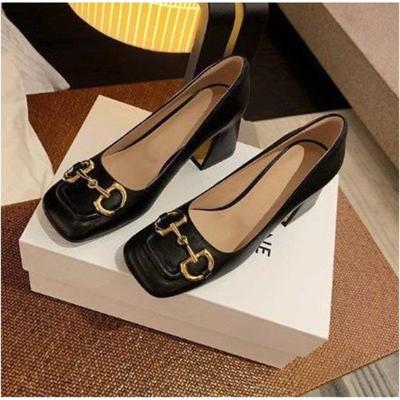 New Fashion Buckle Style Thick High Heels Classic Womens Temperament Luxury Brand French Fashion Womens Versatile Single Shoes