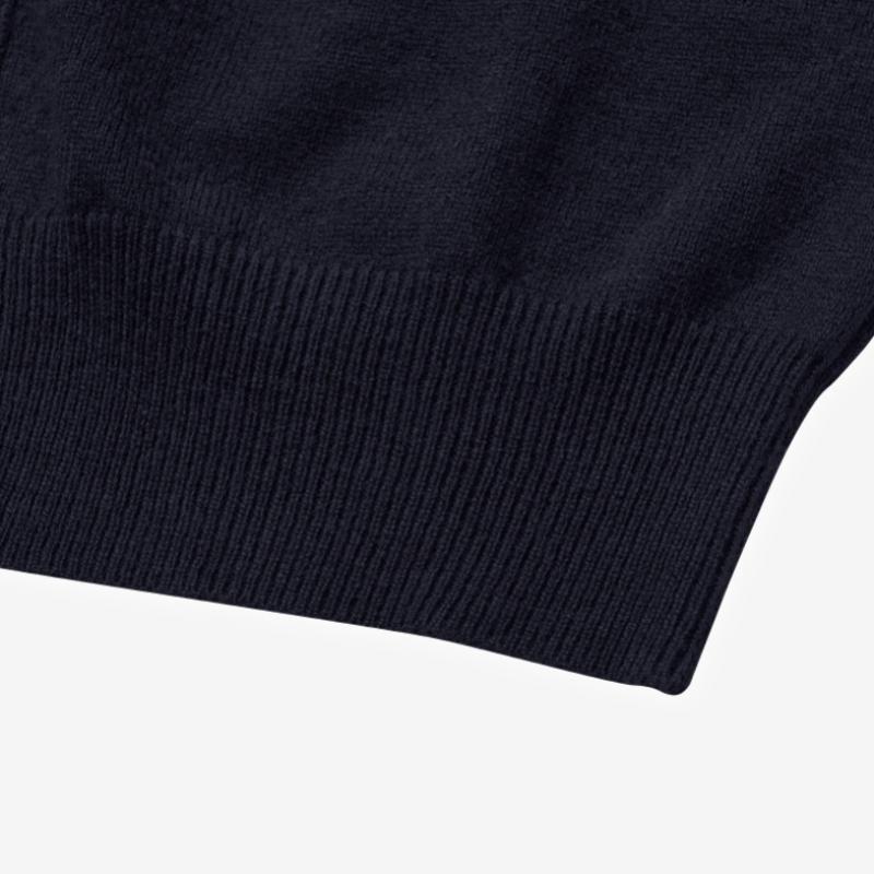 Comme Des Gar Ons Play White Heart V Neck Cardigan Ax N062 051