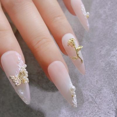 10 Stück Nageldekorationen Kreative Form Lebendige Farbe Rostfrei Atemberaubender visueller Effekt Mehrzweck Dekorativ 3D Rose