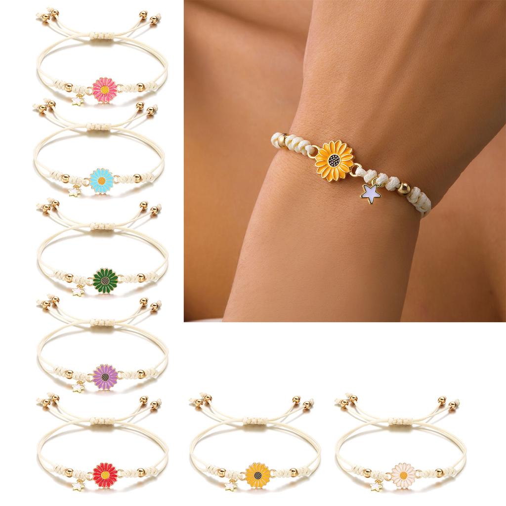 Elegant Daisy Bracelet Symbolizing Love and Luck Adjustable Chain Bracelet Friendship Bracelet for Women and Girls