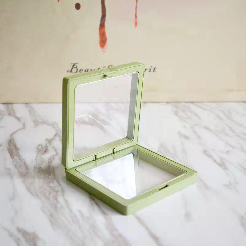 

PE Film Suspension Jewelry Box: Transparent, Anti-Oxidation Storage for Rings and Necklaces 70x70x20 mm