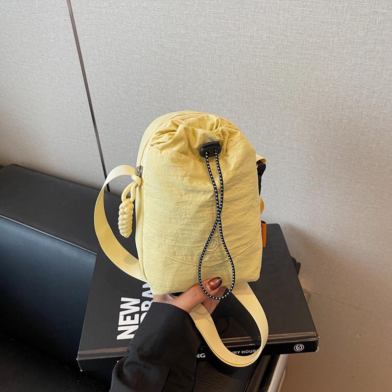 Mobile phone bag women's small satchel summer mini water cup kettle bag men's lightweight sports messenger bag