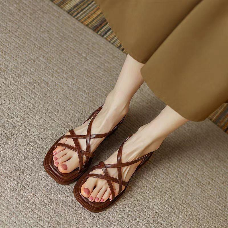 2026French Elegant Low Heel Roman Sandals Comfortable Open Toe Women's Shoes Fashionable Summer Slimming PU Leather
