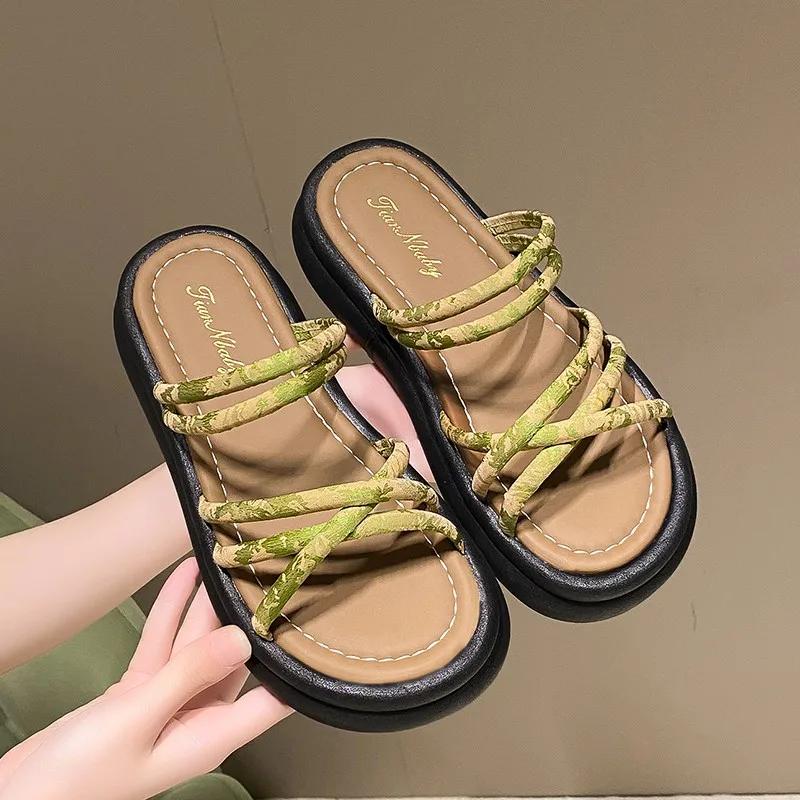 

Бежевые босоножки на каблуке 2024 года, летняя весенняя обувь, туфли-башмаки на танкетке, туфли среднего черного цвета, толстые, удобные, для девочек, новые, пляжные, на платформе, модные 35 зелёный