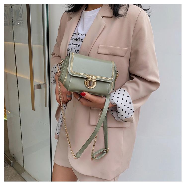 Trendy Korean Style Chain Shoulder & Crossbody Bag for Fashionable Ladies