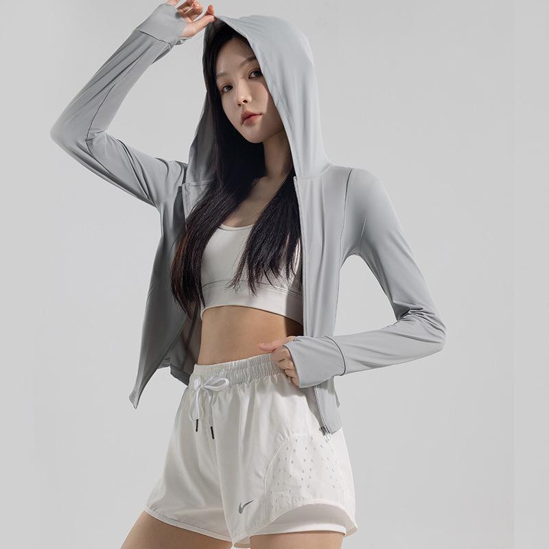 

Женская приталенная куртка с капюшоном и защитой от солнца UPF50 - Дышащий нейлон, Длинный рукав, Приталенная талия, Солнцезащитная верхняя одежда. L (60-70kg)