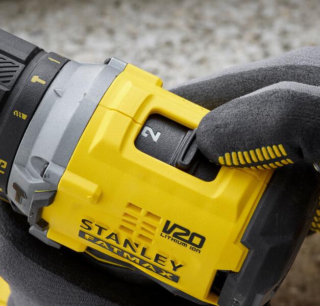V20 Cordless Drill/Driver 18V 2*2.0Ah + 50 Acc. - S/Sfmcd715D2