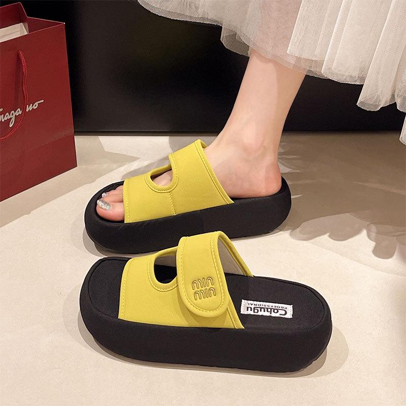 Slip-flop Velcro Versatile Slipper Women 2025 New Summer Outdoor Wear Explosive High-End Heightened Platform Slippers