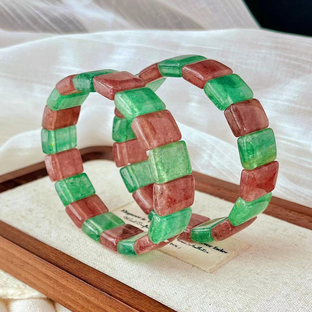 Retro Natural Red And Green Strawberry Crystal Hand Row Atmosphere Bracelet Bracelet