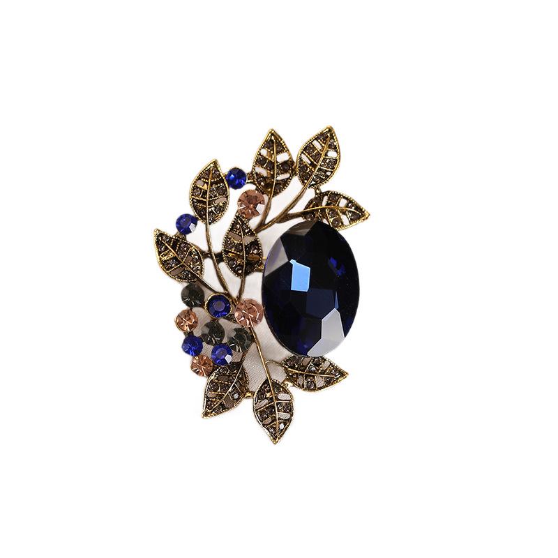 Retro Olive Leaf Brooch with A Sense of High-end, Light Luxury and Niche Design, Brooch for Women