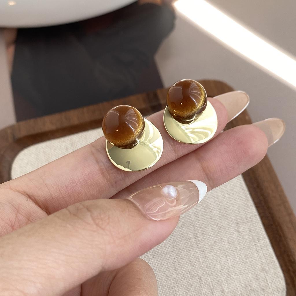 Retro Tigeraugenstein Zwei Trage-Steckohrringe Alter Geld-Stil Bernstein Leichter Luxus Hochwertige Ohrringe Damen