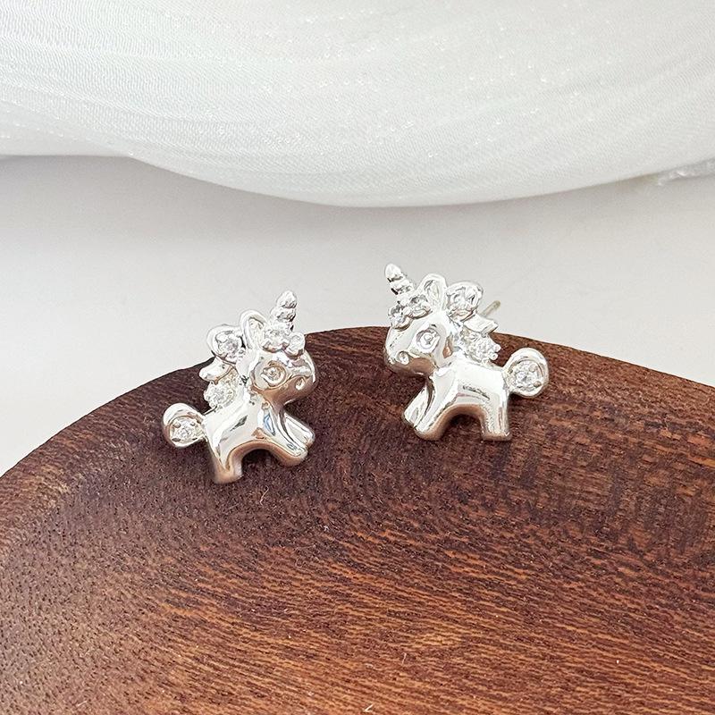 Chic Unicorn Pony Stud Earrings: Niche Design, Exquisite & Cute for Women