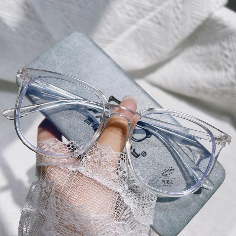 Retro Square Glasses Ultra-light Glasses Anti-blue Light Flat Glasses Female Fashion Exquisite Casual Glasses