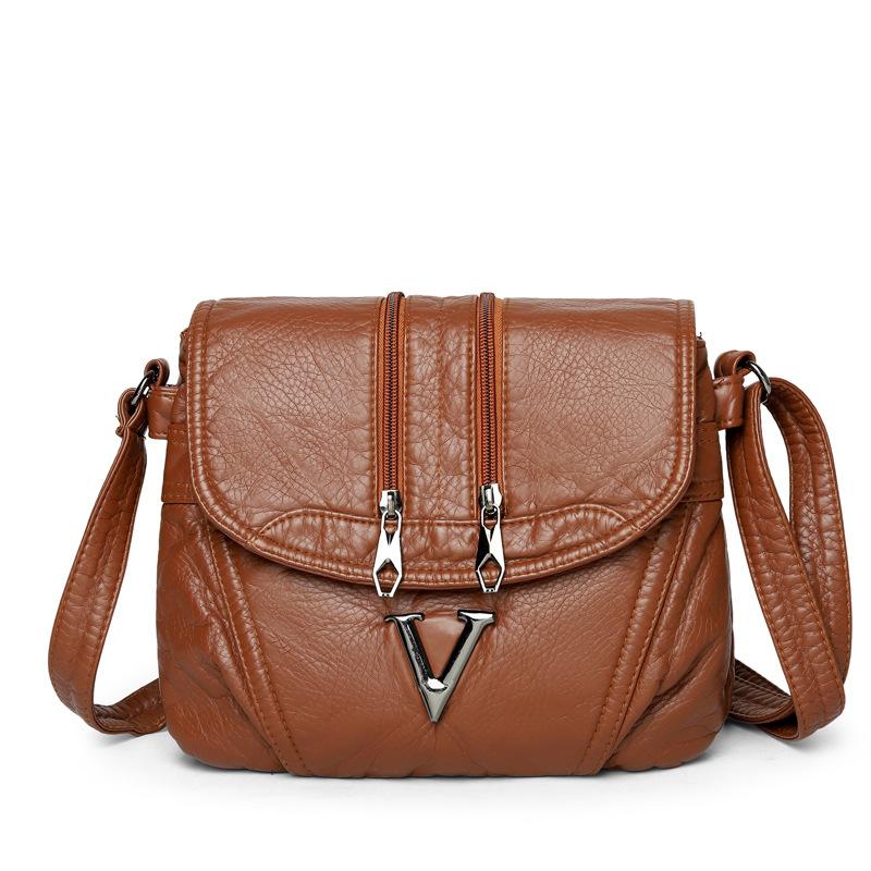 Fashionable Trend Crossbody Bag for Middle-aged Mother Carrying on Her Shoulder