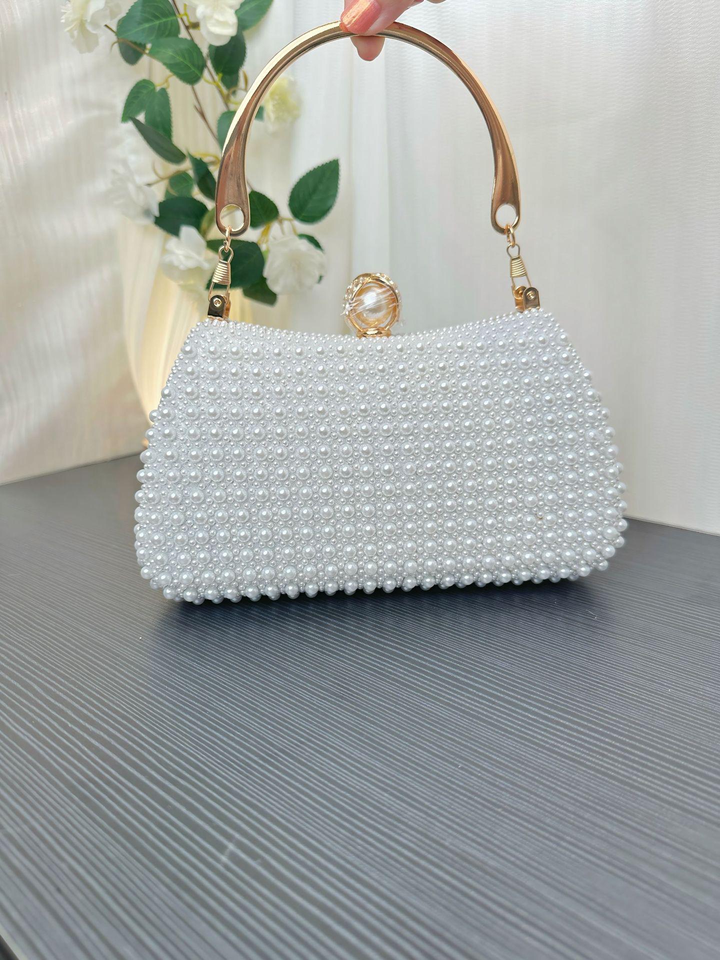 

Elegant 2025 Pearl Clutch for Socialite Evening Gowns and Dinner Parties белый
