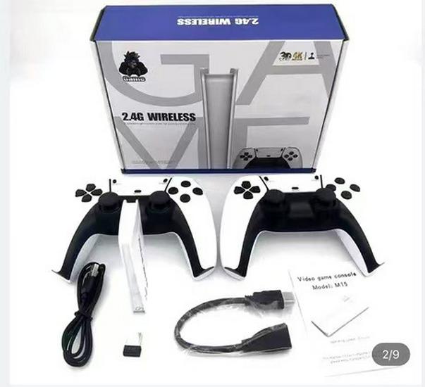 

Беспроводная игровая телевизионная консоль M8 с двумя джойстиками и HDMI