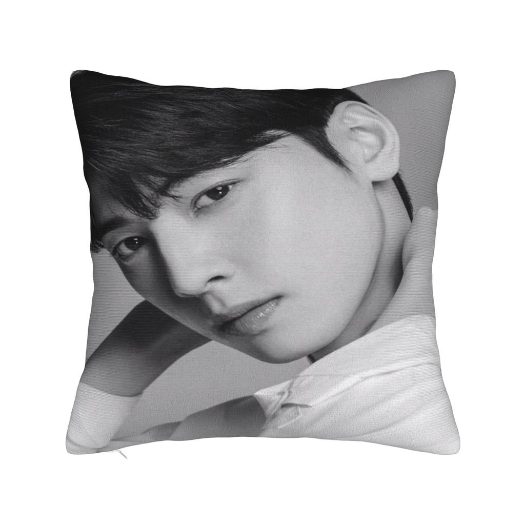 CHA EUN WOO Kpop ASTRO Idol Pillowcases Product Printing Cushion Cover  Throw Pillow Cover Bed Decorations Square Multiple Sizes