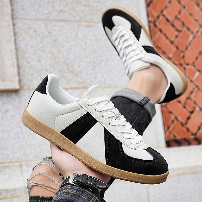 Women's Sneakers 2025 Leather Ladies Vintage Training Shoes Spring Flat Shoes Men Casual Lightweiht Soft Soled Skateboard Shoe