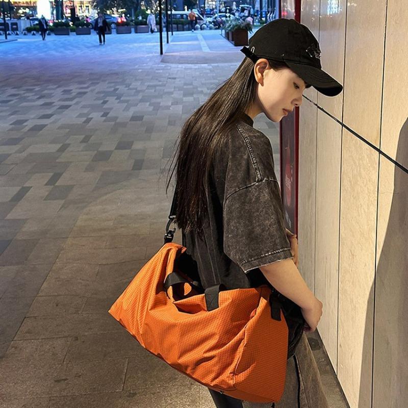 Großvolumige Frühling-Sommer neue Trend Tragetasche schlichte Nische Single Shoulder Schräg Umhänge Nylon Tasche