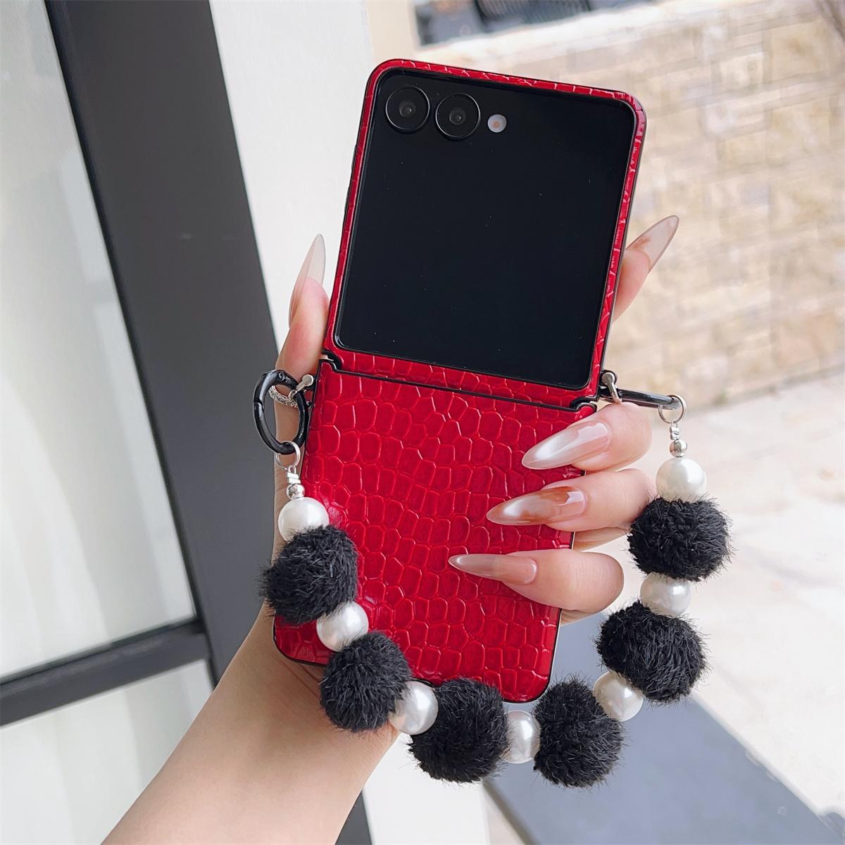 

Crocodile Leather Phone Case for Samsung Galaxy Z Flip 7 6 5 4 3 Cute Wristband with Strap Cover for Samsung Flip6 Flip7 FE Galaxy Z Flip5