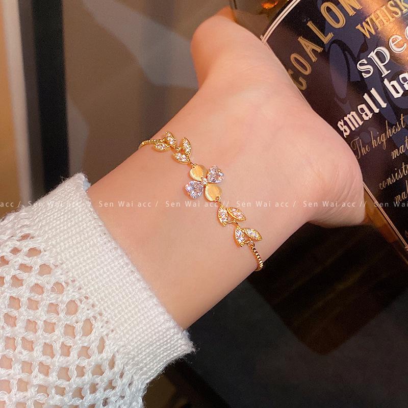 Micro-inlaid zircon four-leaf love bracelet women s light luxury temperament pull-out bracelet jewelry