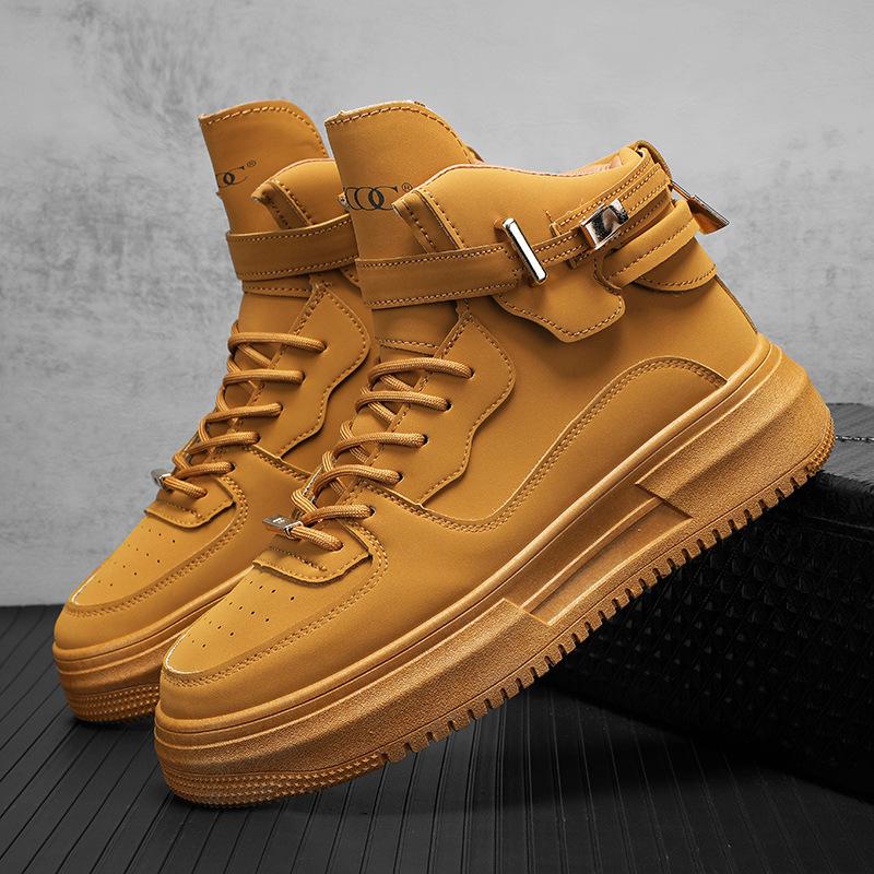 

2025 autumn and winter men s Martin boots fashion trend British style mid-help tooling boots thick-soled high-top casual sports board 39