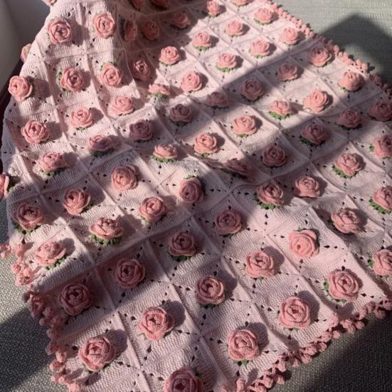 Yousheng DIY Crochet Rose Flower Blanket Kit Handmade Yarn Knitting Floral Throw Blanket Mother's Day Valentines Day Birthday Women Beginner Gift