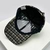 Herbst und Winter Neue Herren Damen Warmer Wollstoff Streifen Karomuster Baseballkappen Vielseitige Mode Britischer Stil Retro Hahnentrittmuster