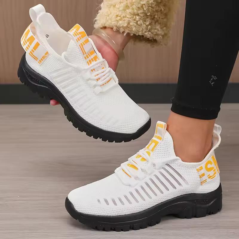 Mesh Running Shoes Men Women Breathable Lightweight Cushioned Sole Sports Gym Outdoor Training Sneakers Quick Dry