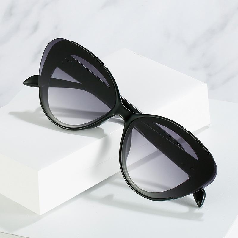 Winter new cat eye sunglasses, European and American fashion Internet celebrity striped street shot INS personalized sunglasses women