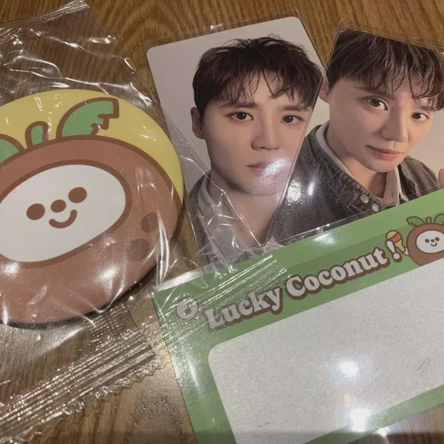 

Kim Jun Jun Pop-up Store Gacha And Photo Cards In Bulk