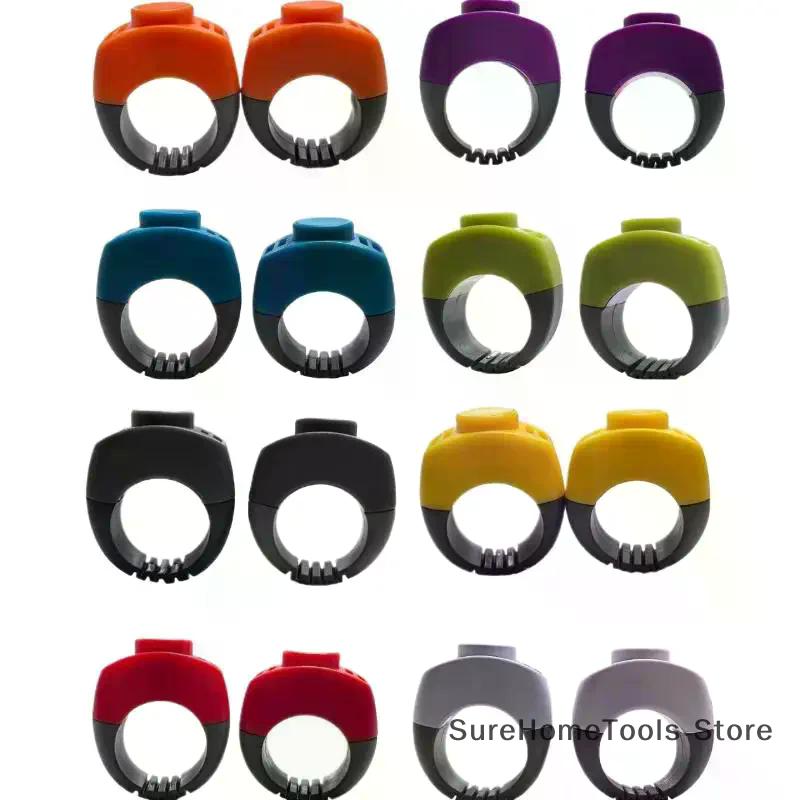 Nuovo Clicker ad Anello Mini Clicker per Dita per Animali Attrezzatura per l'Addestramento Sonaglio per l'Obbedienza Allenatore Clicker Addestramento Sonaglio Articoli per Animali