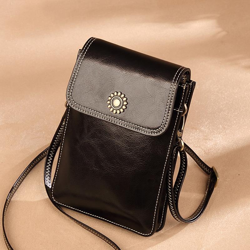 

Versatile Phone Bag for Women 2025 New Fashion Small Bag Fashionable Design Women s Bag Cowhide Mini Crossbody Bag for Women Long13.5CM*High18.5CM*Thi чёрный