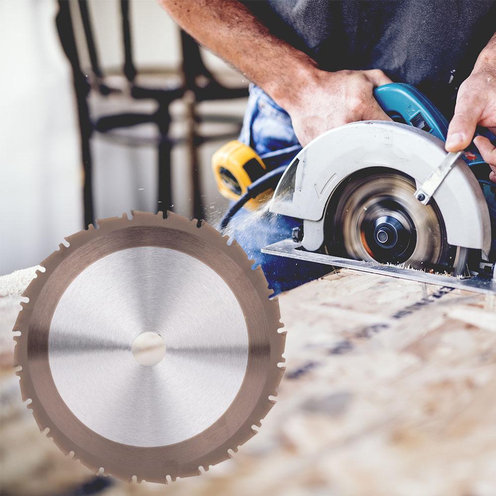 210mm 24T Circular  mai mic decât span class="ui Risk_flag4" mai mare decât Pânză de ferăstrău mai mic decât span mai mare decât  Disc de tăiere cu carbură pentru lemn