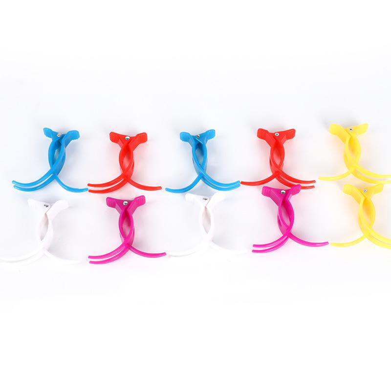 High-Temperature Resistant Three-Pronged Plastic Food Tongs for Quail Eggs and Mala Tang