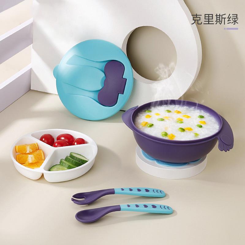 

Silicone Baby Training Bowl with Lid and Suction Base Toddler Feeding Set Includes Divided Plate and Soft Spoon for Early Self-Feeding One Size зелёный
