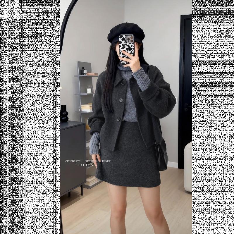 

Высококачественный шерстяной костюм в корейском стиле к Празднику Весны 2026: Жакет и Короткая юбка L