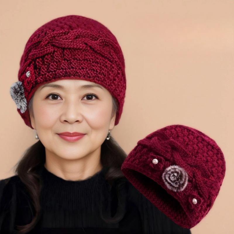 Winter New Middle-aged and Elderly Mothers' Hats with Velvet and Thickening Grandma Pullover Hats with Ear Protection and Warm Knitted Woolen Hats