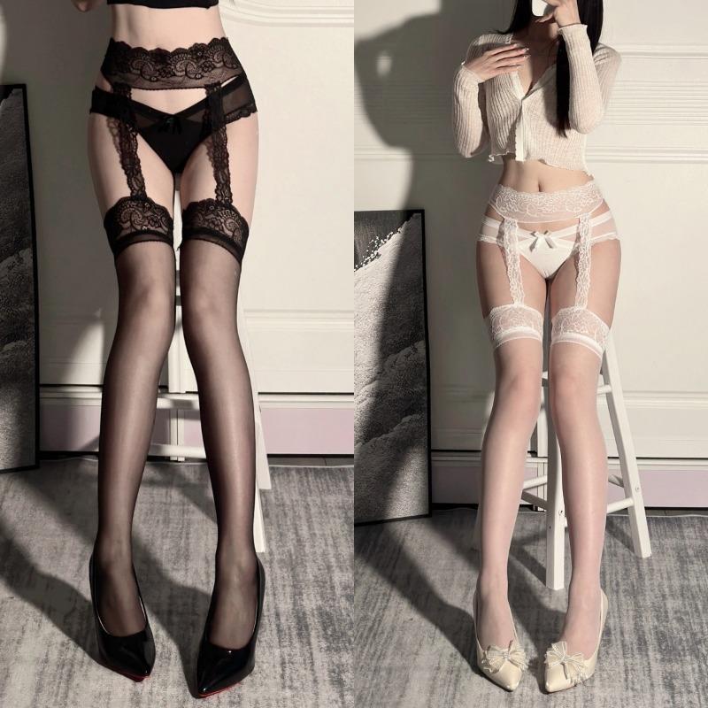 Sexy Underwear, Sexy Lace Suspenders, Integrated Stockings, Seductive Splicing with Feet, Free Stockings, Pure Passion