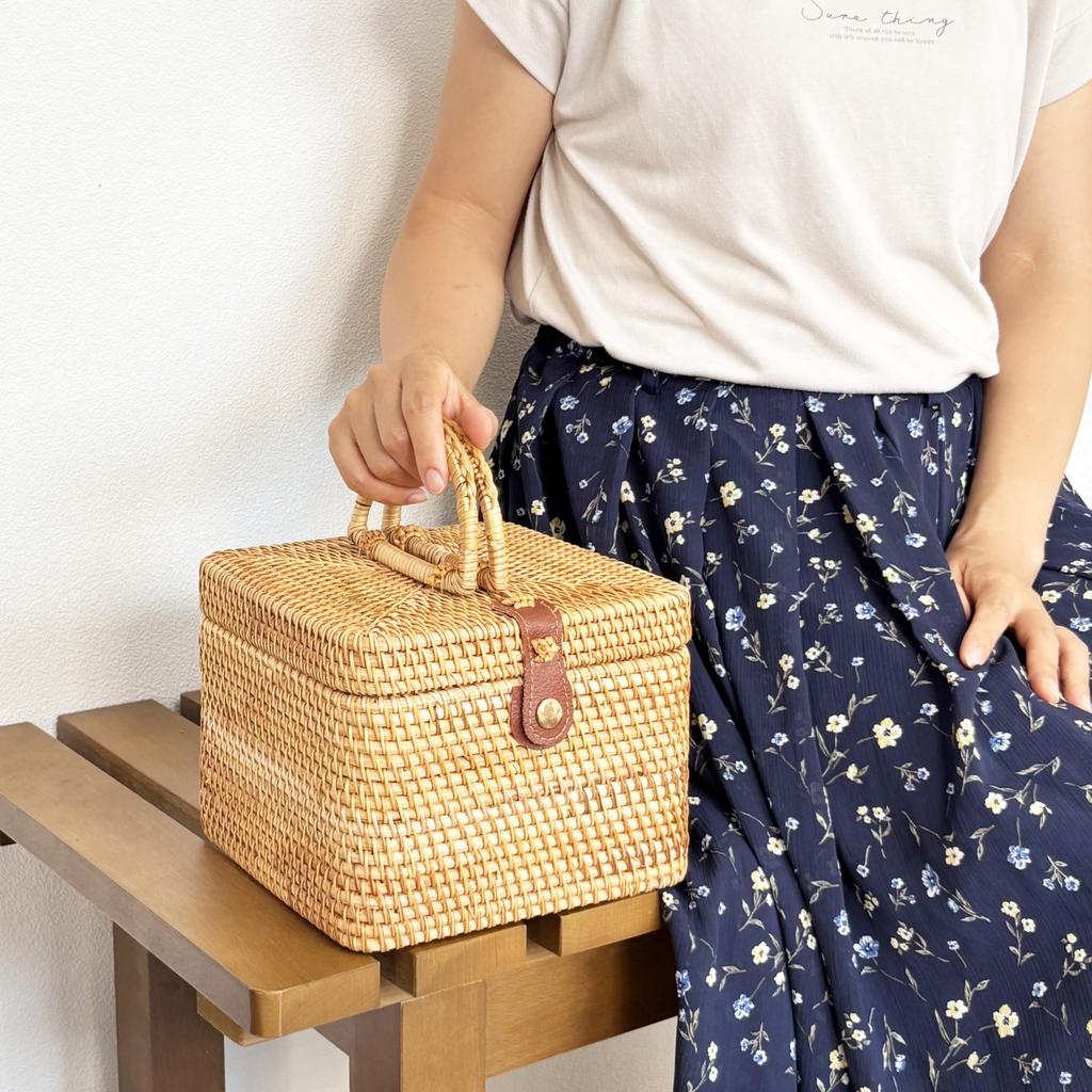 Rattan Basket with Lid, Picnic Basket, British Style, Square, Ata Bag, Storage Basket, Stylish Rattan Bag, Handmade in Vietnam, Natural Design,