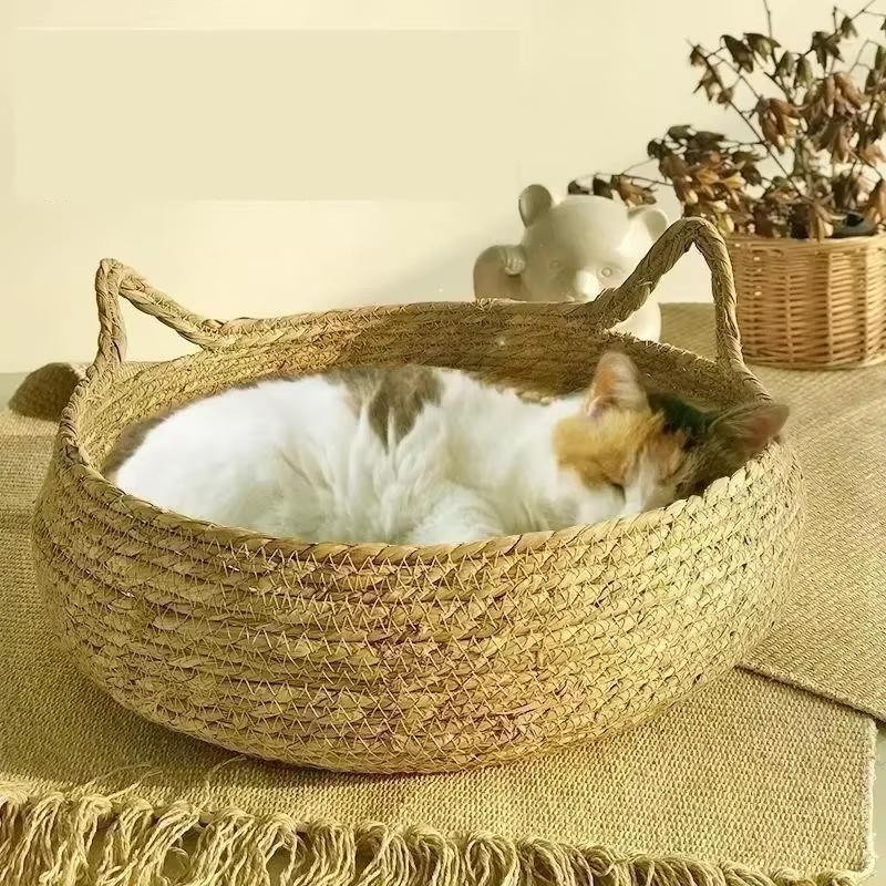 Handwoven Rattan Pet Bed with Detachable Pad Cotton - Round Cat House & Dog Bed, Available All Seasons  Cat Scratching Board