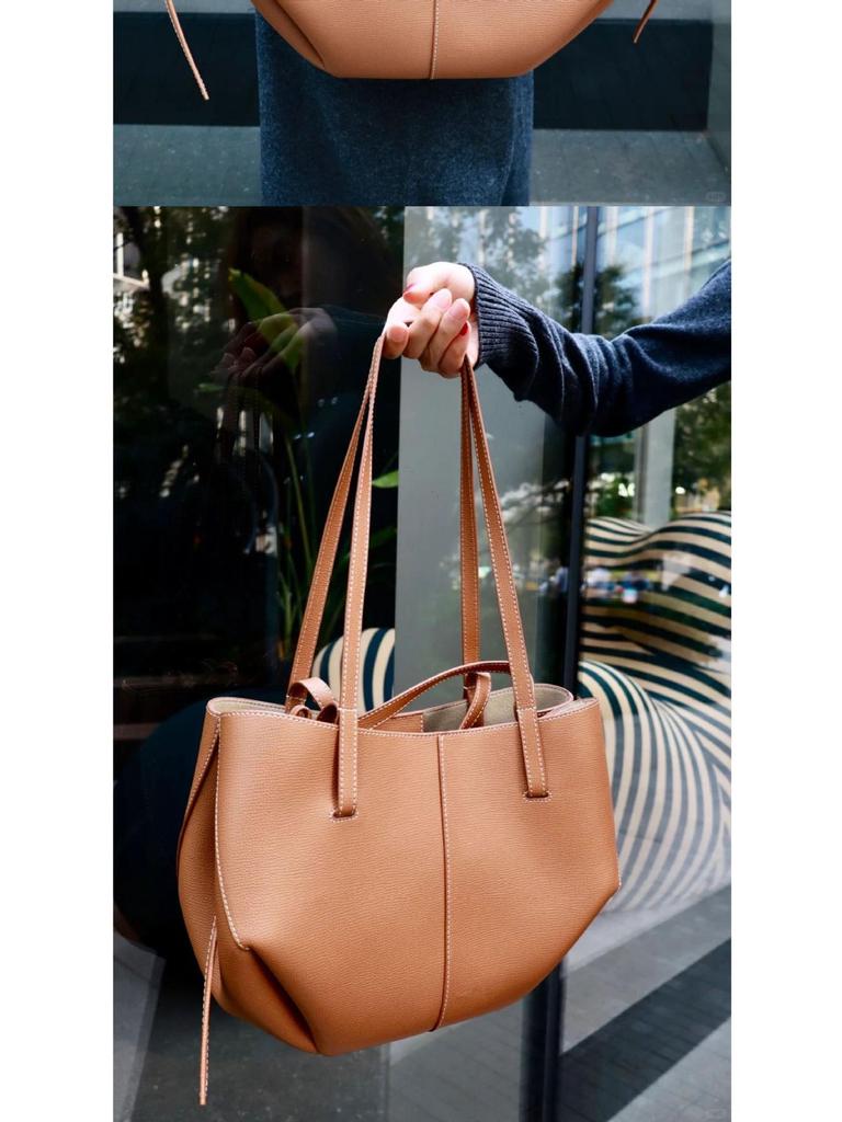 Kabelka crossbody z pravé kůže - Niche designová taška přes rameno, Velkokapacitní pro ženy