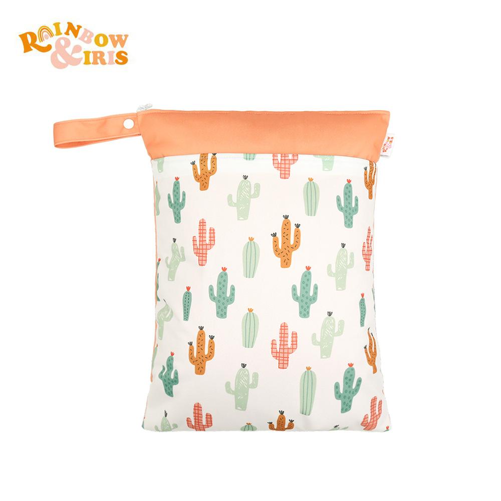 Waterproof Reusable Cloth Bag with Zipper Pocket and Handle - Fashionable Sun Burst Design, Suitable for Beaches, Swimming Pools, Gyms, Yoga