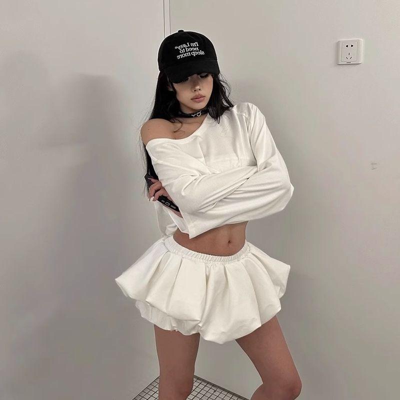 

Модный свитшот с открытыми плечами и длинными рукавами, женская юбка, летний корейский нежный повседневный белый спортивный костюм, комплект из двух предметов Skirt M