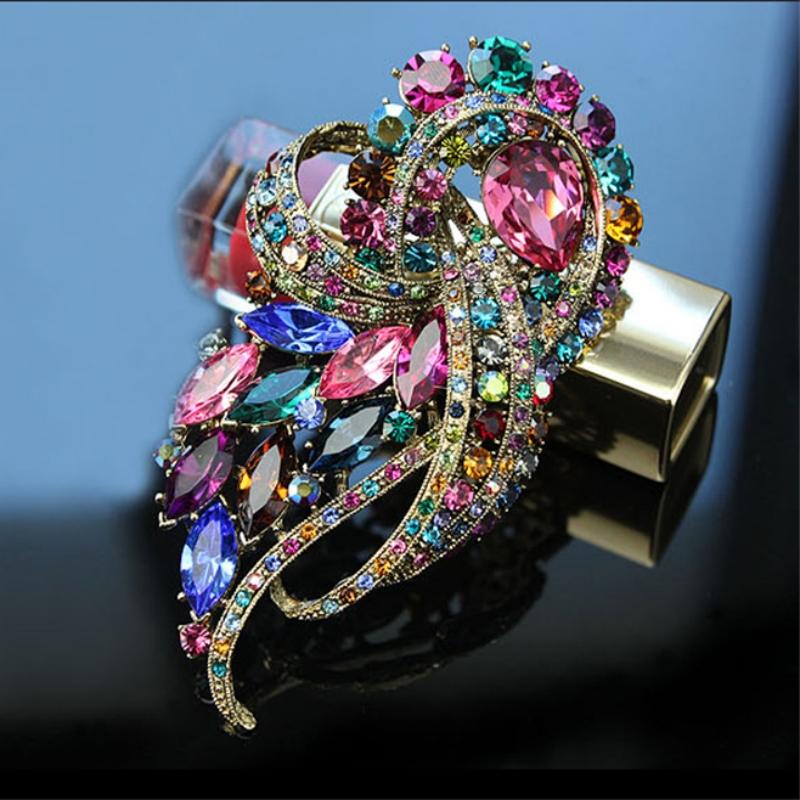 

SKEDS Women Men Luxury Full Crystal Shining Flower Twist Brooch Corsages Elegant Wedding Party Dress Badges Accessories Gift