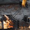Utendørs peistang med håndtaksdeksel i kunstskinn Karbonstål Rustbestandig varmebestandig camping leirbål Vedtømmerstokk gripeklemmeverktøy